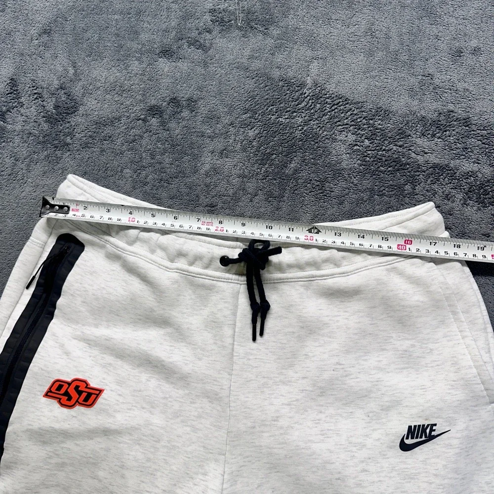Oklahoma State Nike Tech Fleece Shorts Mens XL Light Grey FB8171 Team Issued 5